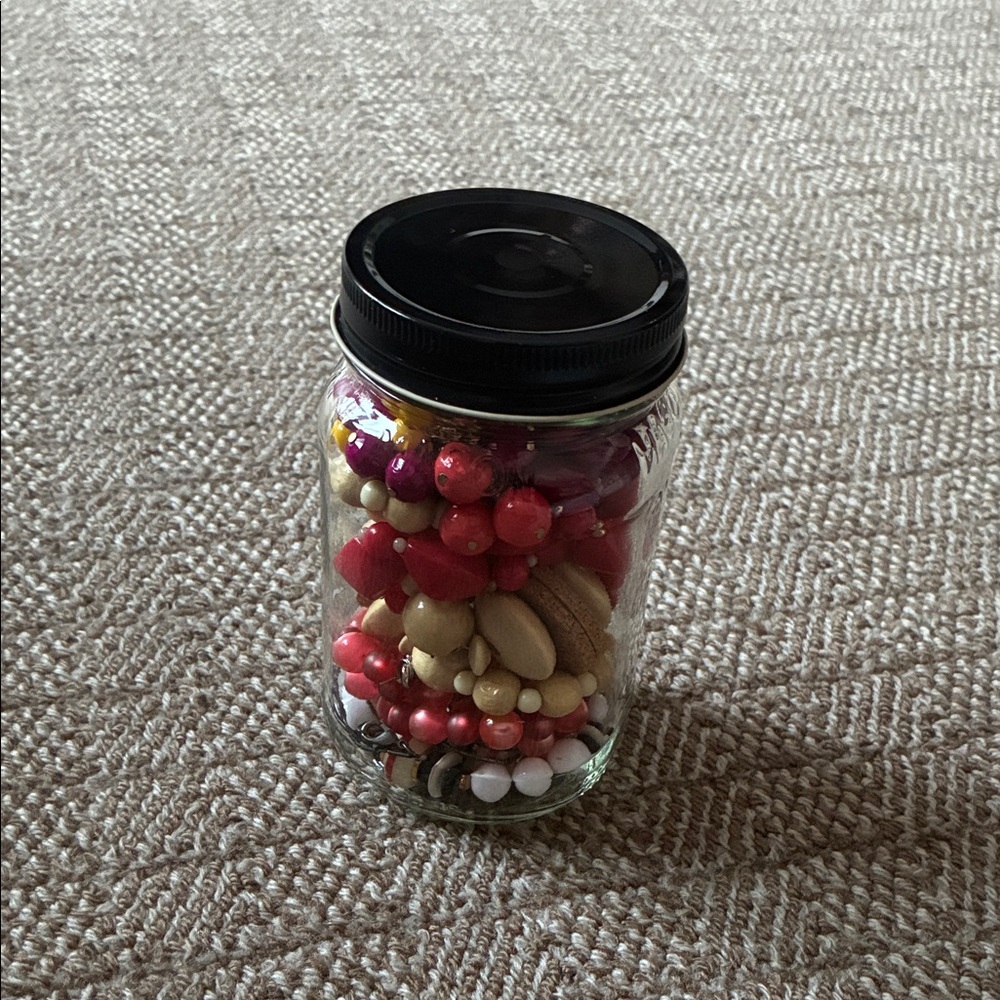Mystery jelwery jar